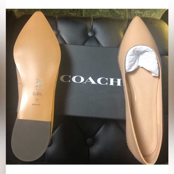 New with tags Coach Leather Flats, Ladies Size 11 - Picture 1 of 3